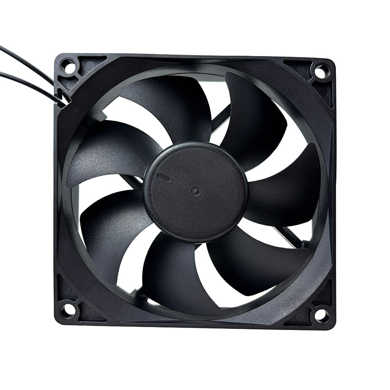 Ventilateur axial EC 80x80x25mm